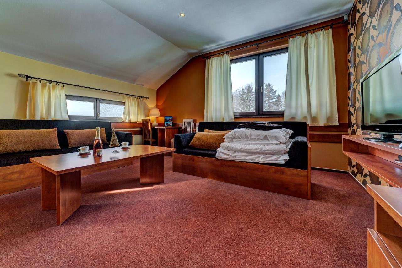 Apartmanovy Dom Slniecko Жьяр Экстерьер фото