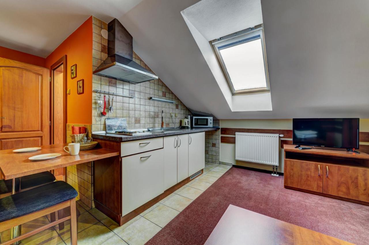 Apartmanovy Dom Slniecko Жьяр Экстерьер фото