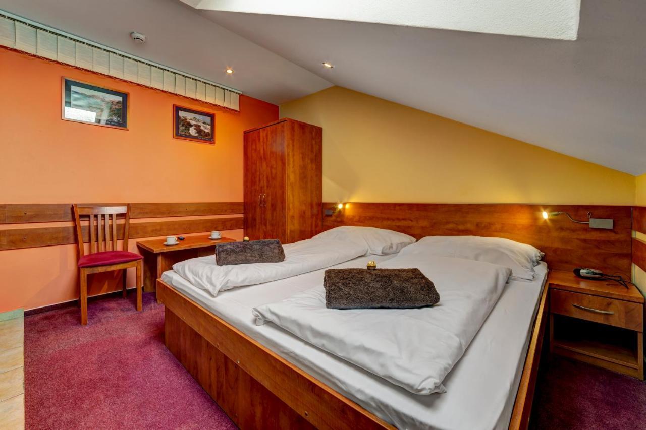 Apartmanovy Dom Slniecko Жьяр Экстерьер фото