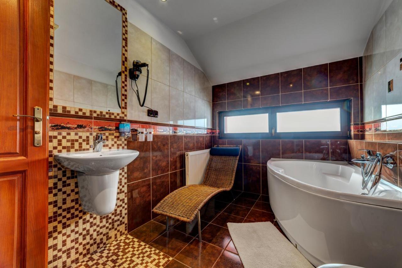 Apartmanovy Dom Slniecko Жьяр Экстерьер фото