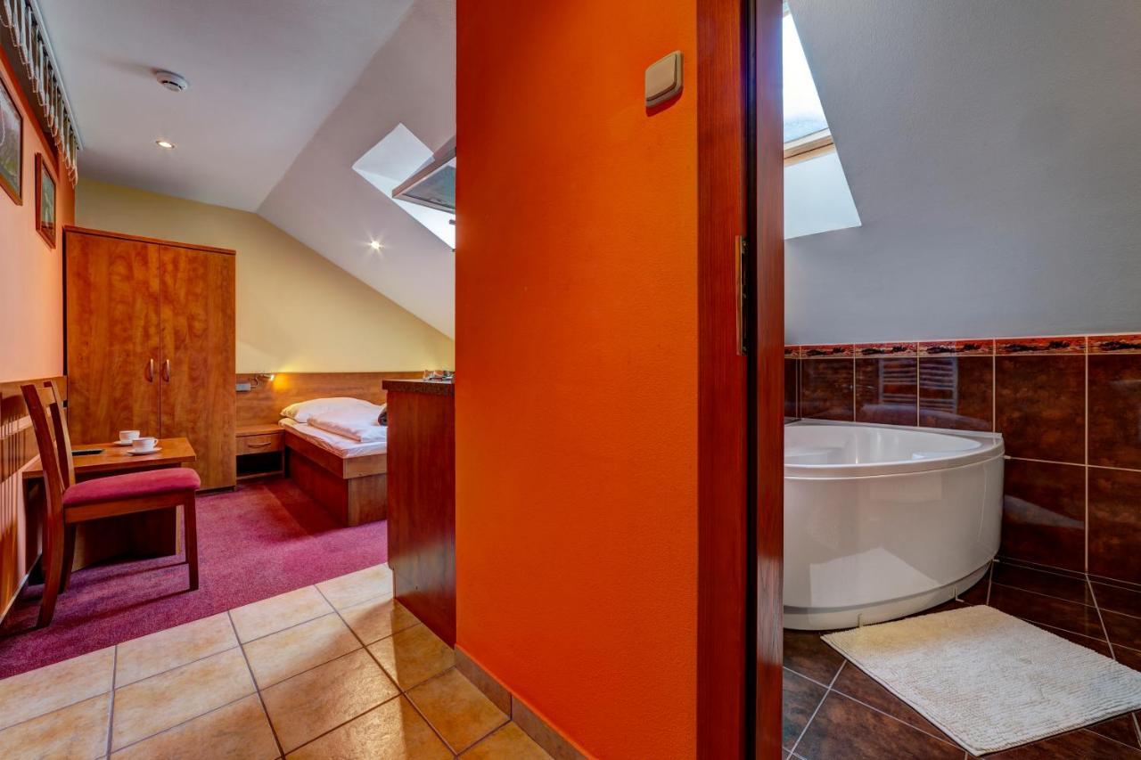 Apartmanovy Dom Slniecko Жьяр Экстерьер фото
