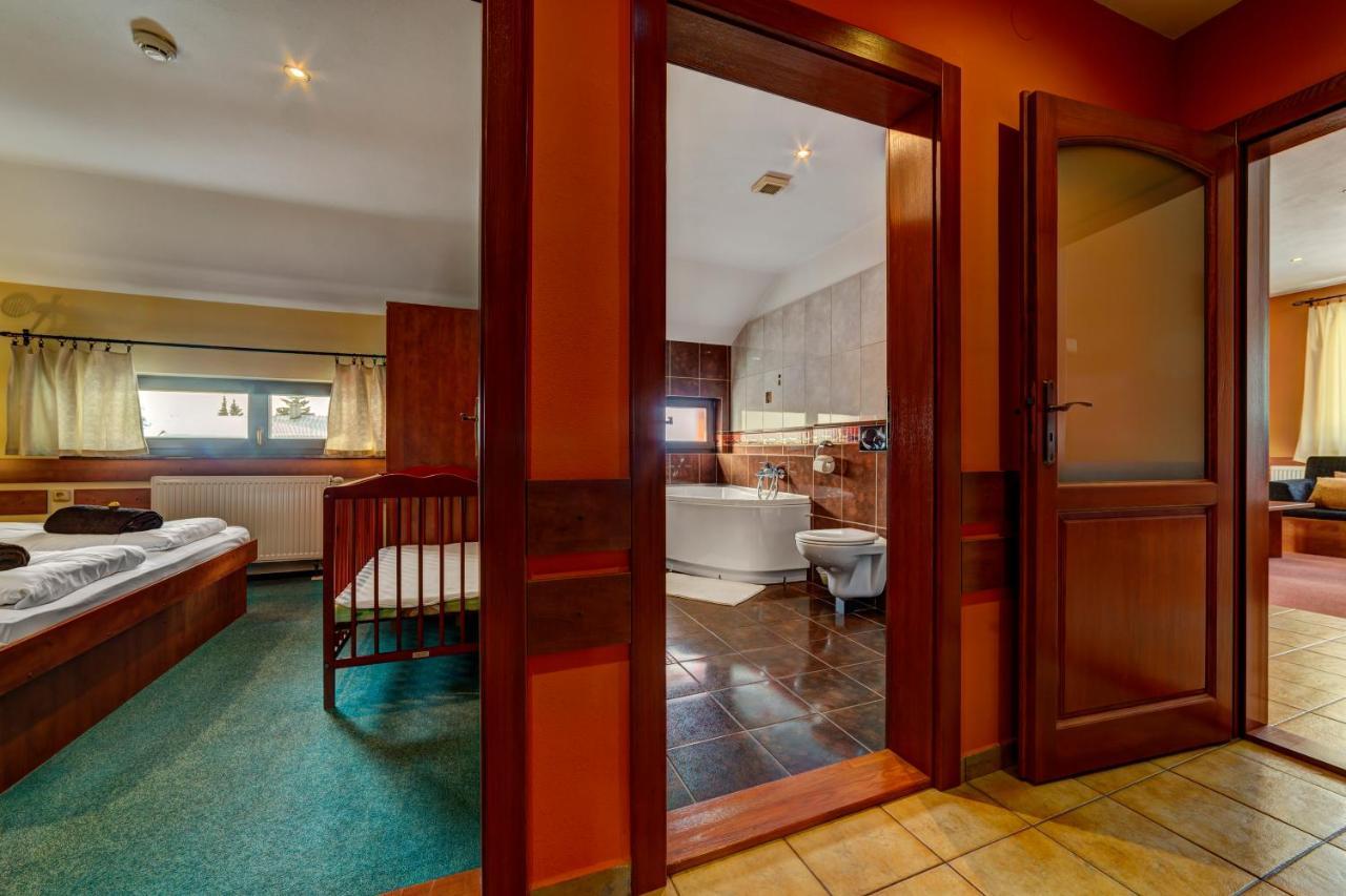 Apartmanovy Dom Slniecko Жьяр Экстерьер фото