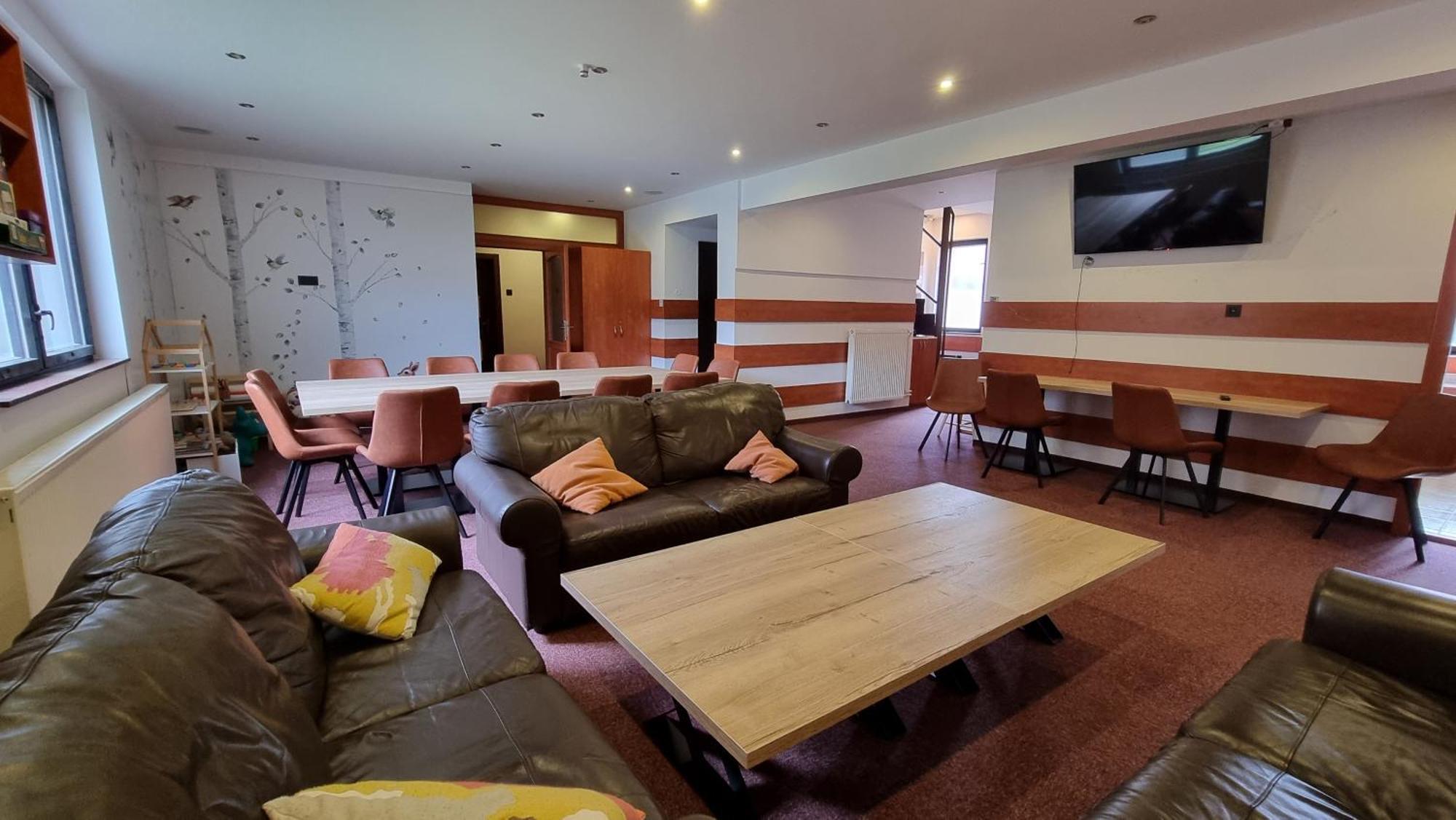 Apartmanovy Dom Slniecko Жьяр Экстерьер фото